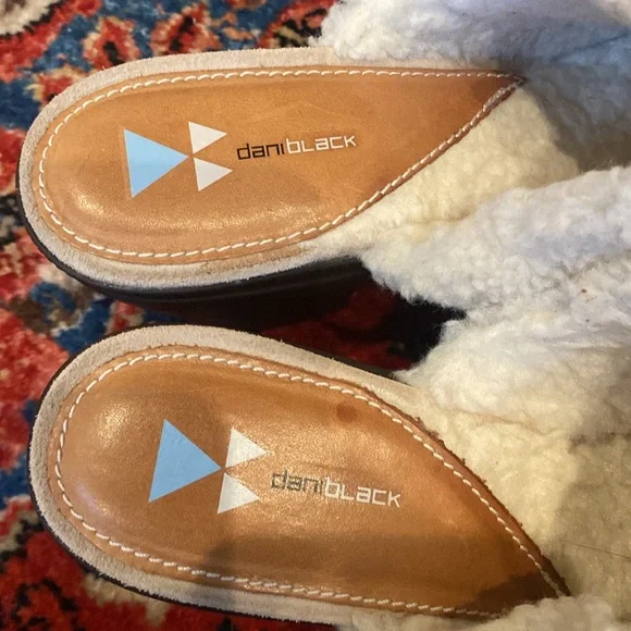 dani black clogs - Picture 4 of 8